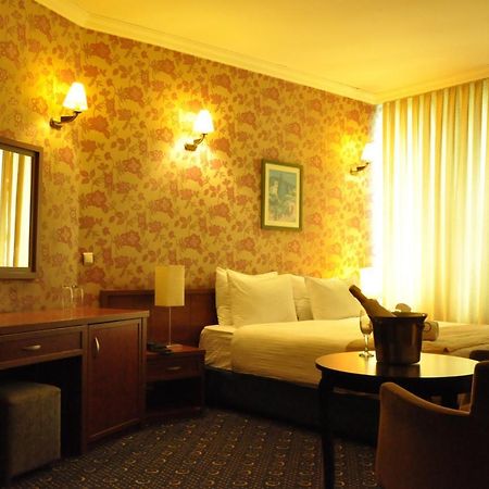 Kndf Marine Hotel Istanbul Eksteriør bilde